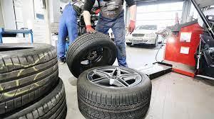 Зимните гуми с 20% по-скъпи. Имат ли право да ни глобят, ако нямаме?